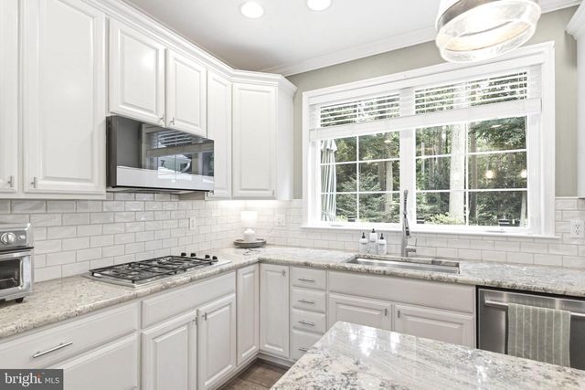 661 SAINT MATTHEWS RD, Chester Springs, PA 19425