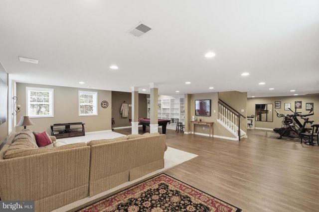 661 SAINT MATTHEWS RD, Chester Springs, PA 19425