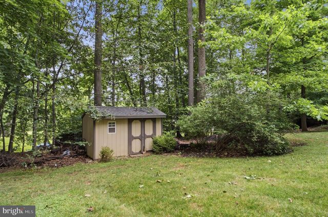 661 SAINT MATTHEWS RD, Chester Springs, PA 19425