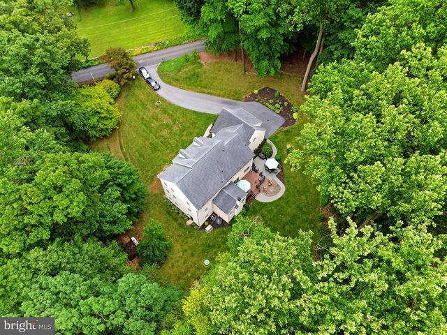 661 SAINT MATTHEWS RD, Chester Springs, PA 19425