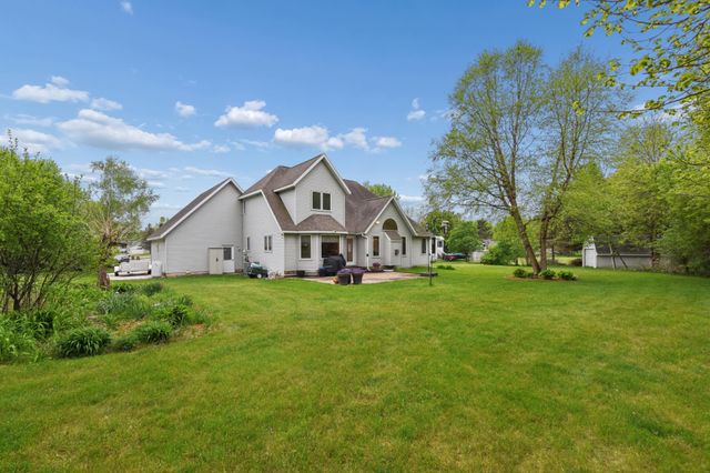 103 Ivy Drive, Woodville, WI 54028