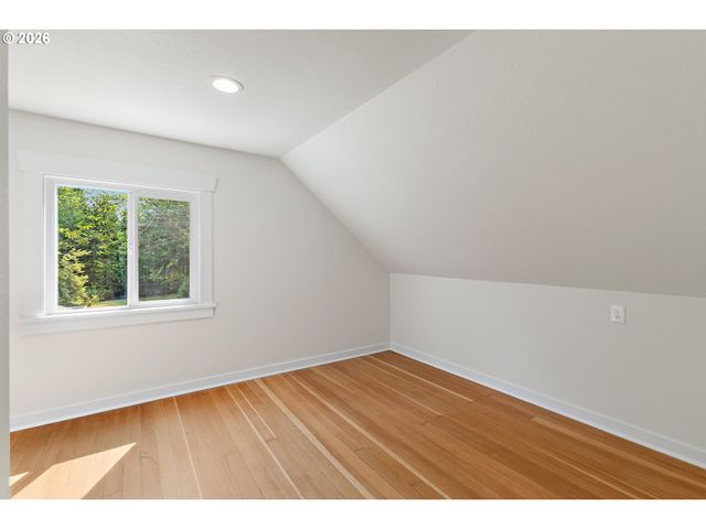 41601 Se VISTA LOOP Dr, Sandy, OR 97055