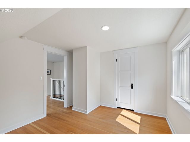 41601 Se VISTA LOOP Dr, Sandy, OR 97055