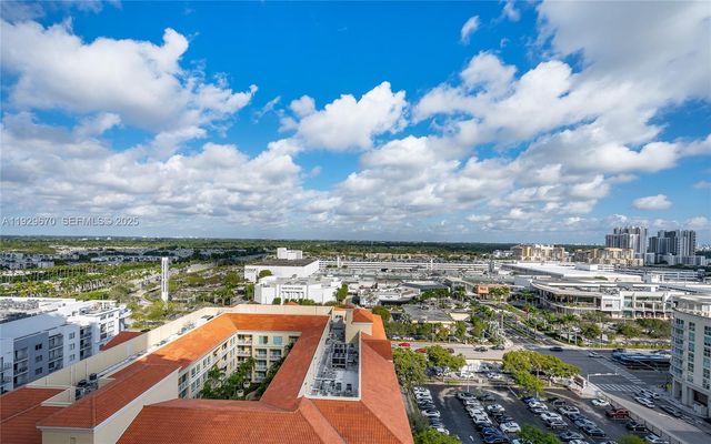 7350 SW 89th St 1702S, Miami, FL 33156