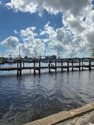 638 ORANGE AVENUE, Daytona Beach, FL 32114