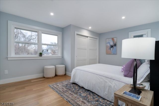 10 Perry St, Lambertville City, NJ 08530