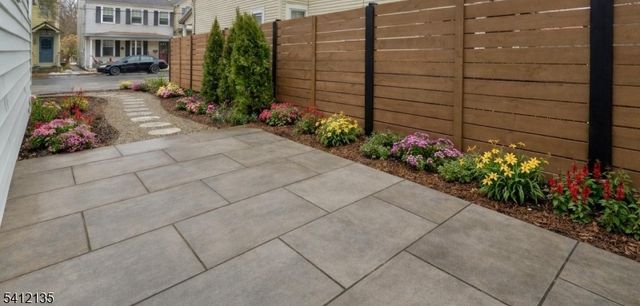 10 Perry St, Lambertville City, NJ 08530