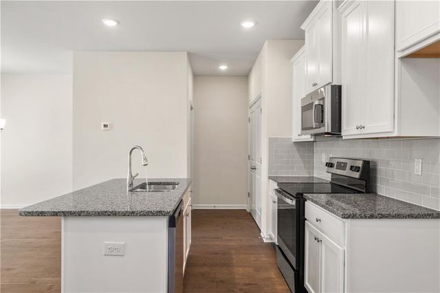 6396 Rosetta Drive SW 38, Atlanta, GA 30331