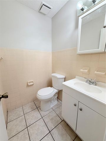 330 DOGWOOD AVENUE, Orange City, FL 32763