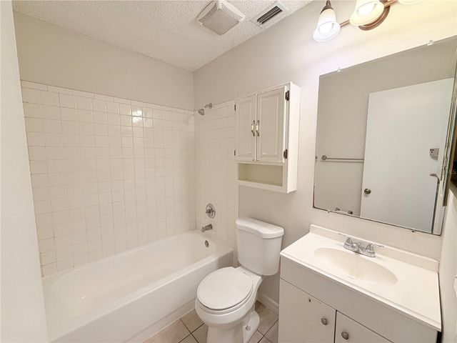 330 DOGWOOD AVENUE, Orange City, FL 32763