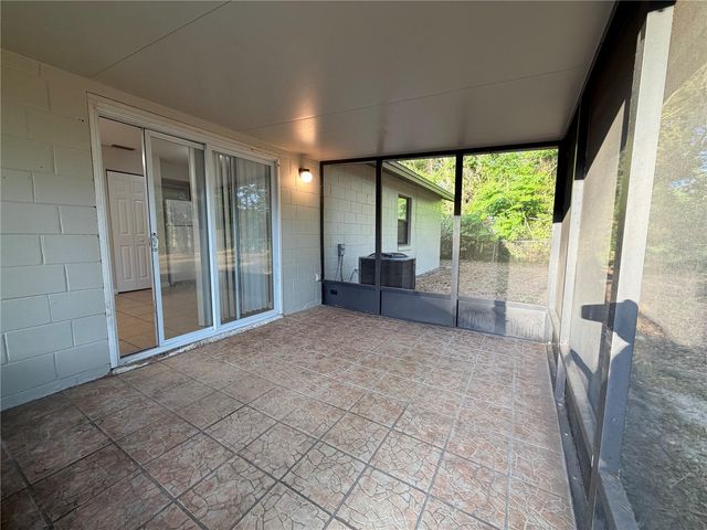 330 DOGWOOD AVENUE, Orange City, FL 32763