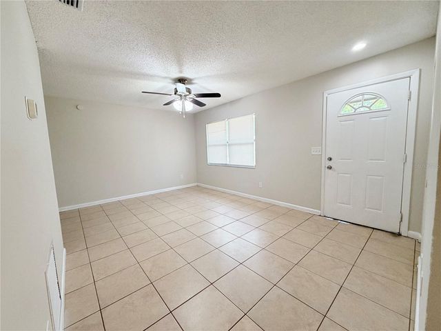 330 DOGWOOD AVENUE, Orange City, FL 32763