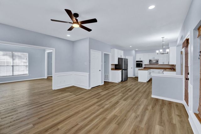 2505 Classic Court W, Bedford, TX 76021