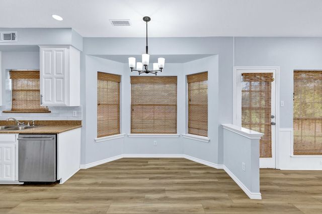 2505 Classic Court W, Bedford, TX 76021