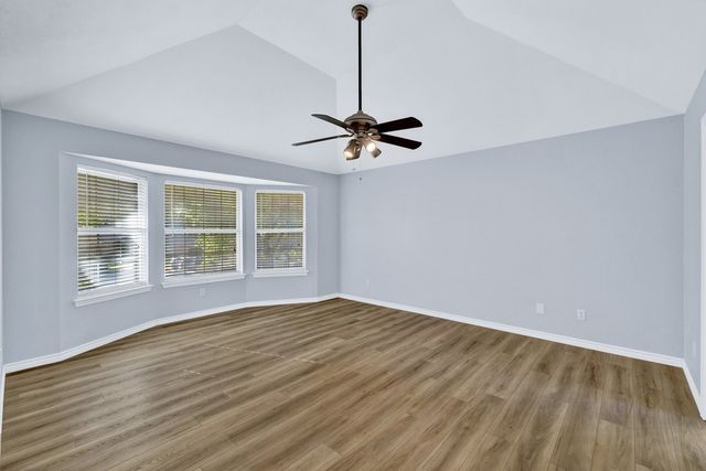 2505 Classic Court W, Bedford, TX 76021