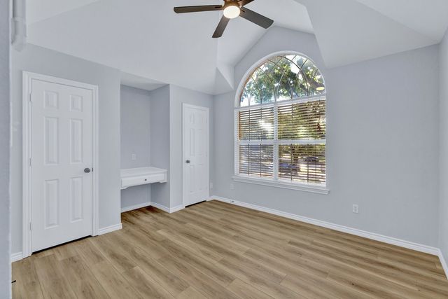 2505 Classic Court W, Bedford, TX 76021