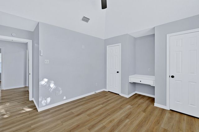 2505 Classic Court W, Bedford, TX 76021