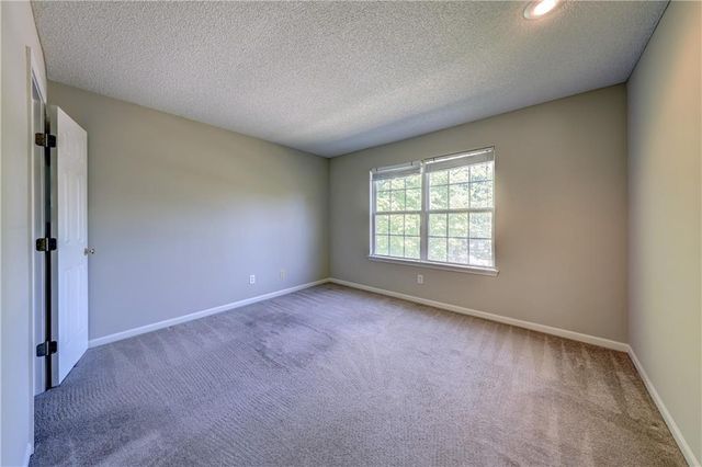 9147 Boehm Drive, Lenexa, KS 66219