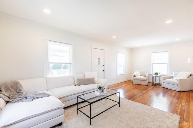 1708 De Armand Avenue, North College Hill, OH 45239