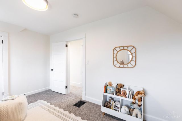 1708 De Armand Avenue, North College Hill, OH 45239