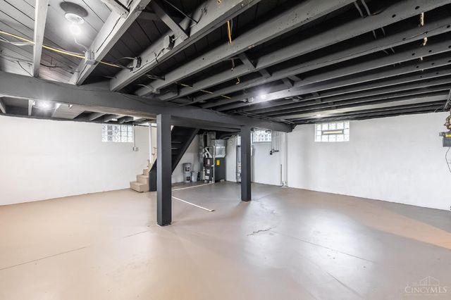 1708 De Armand Avenue, North College Hill, OH 45239