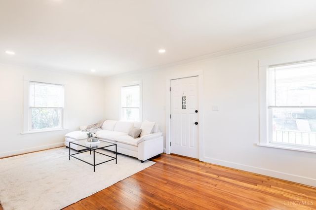 1708 De Armand Avenue, North College Hill, OH 45239