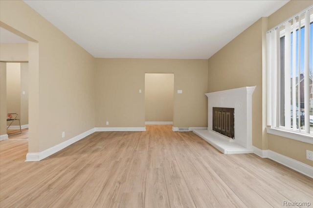 17159 Indiana Street, Detroit, MI 48221