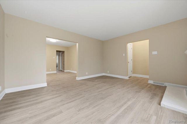 17159 Indiana Street, Detroit, MI 48221