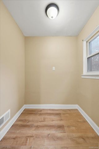 17159 Indiana Street, Detroit, MI 48221