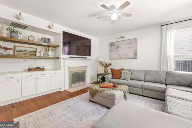 1613 Vinery Lane SE, Mableton, GA 30126