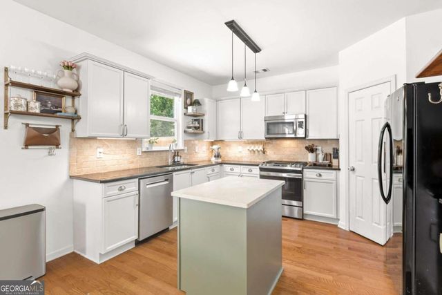 1613 Vinery Lane SE, Mableton, GA 30126
