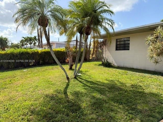 11832 SW 185th Ter, Miami, FL 33177