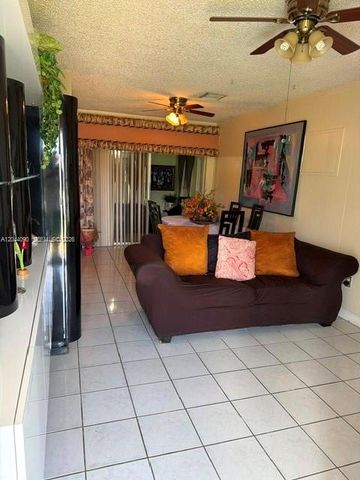 11832 SW 185th Ter, Miami, FL 33177