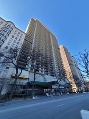 1212 N LAKE SHORE Drive 20CN, Chicago, IL 60610