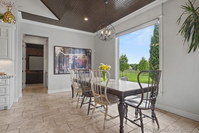 6372 N Wildwood Lane, Owasso, OK 74055
