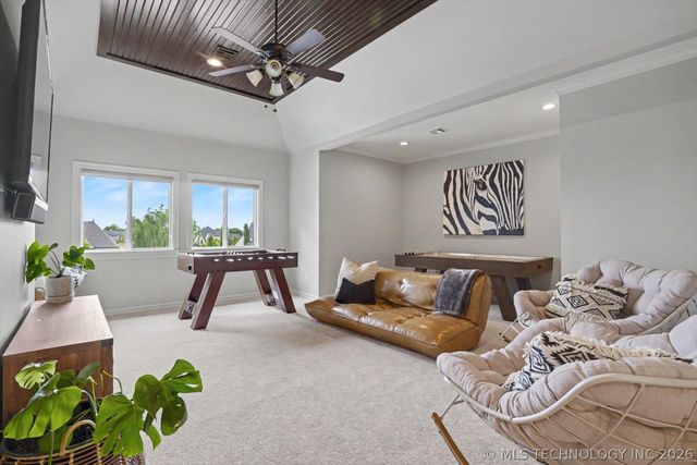 6372 N Wildwood Lane, Owasso, OK 74055