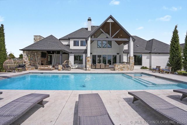 6372 N Wildwood Lane, Owasso, OK 74055