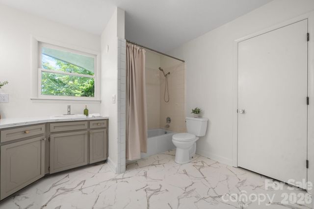 178 Trailwood Drive, Forest City, NC 28043