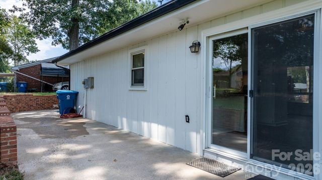 178 Trailwood Drive, Forest City, NC 28043