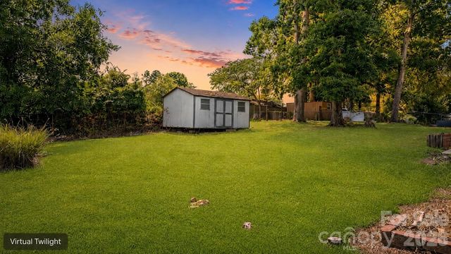 178 Trailwood Drive, Forest City, NC 28043