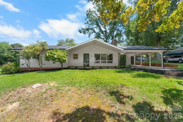 178 Trailwood Drive, Forest City, NC 28043