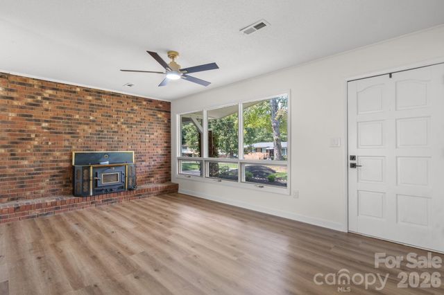 178 Trailwood Drive, Forest City, NC 28043