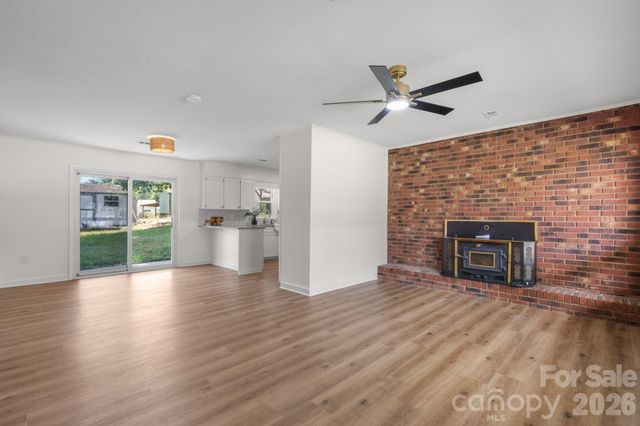178 Trailwood Drive, Forest City, NC 28043