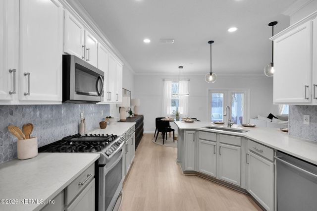 26 GLENWOOD Street, Ponte Vedra, FL 32081