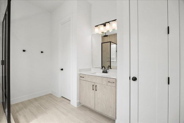 168 Kapok ST, Buda, TX 78610