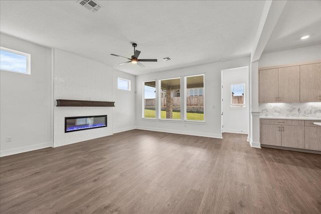 168 Kapok ST, Buda, TX 78610