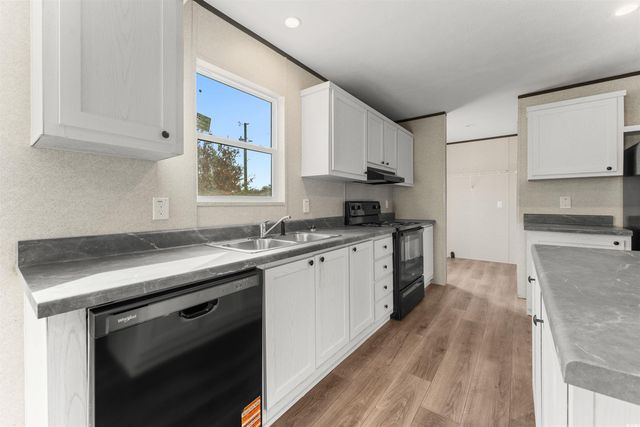 1229 Francis Marion Dr., Georgetown, SC 29440