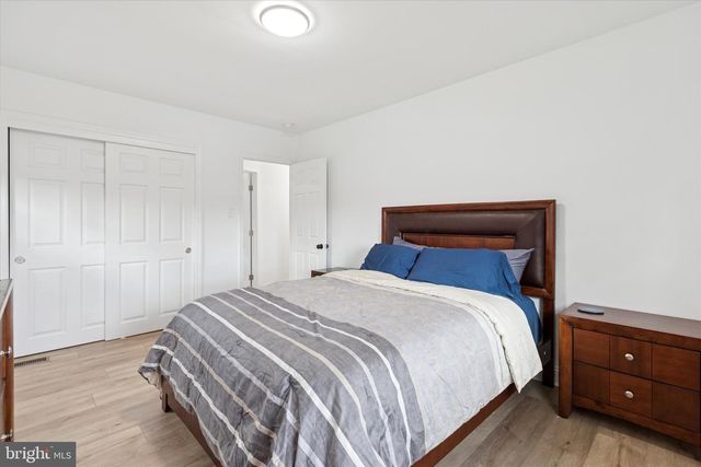 3023 EISENHOWER RD, Norristown, PA 19403