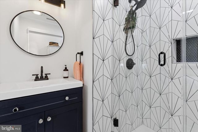 3023 EISENHOWER RD, Norristown, PA 19403