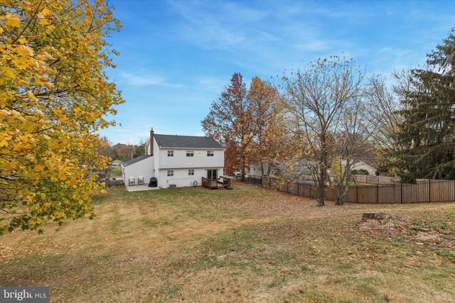 3023 EISENHOWER RD, Norristown, PA 19403